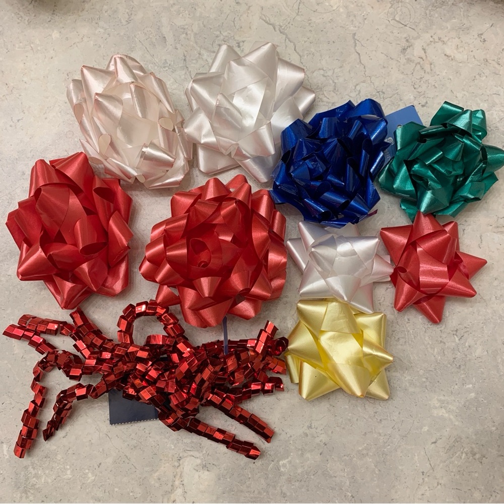 Free item: gift wrap bows